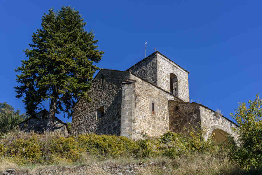 Huesca - Puértolas 05 - iglesia de San Vicente Mártir de Puértolas.jpg